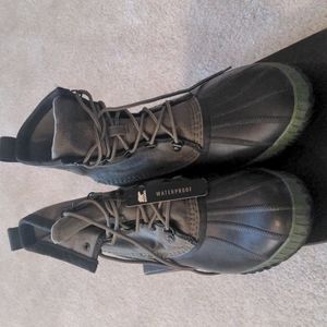 NWT Sorel Duck Boots